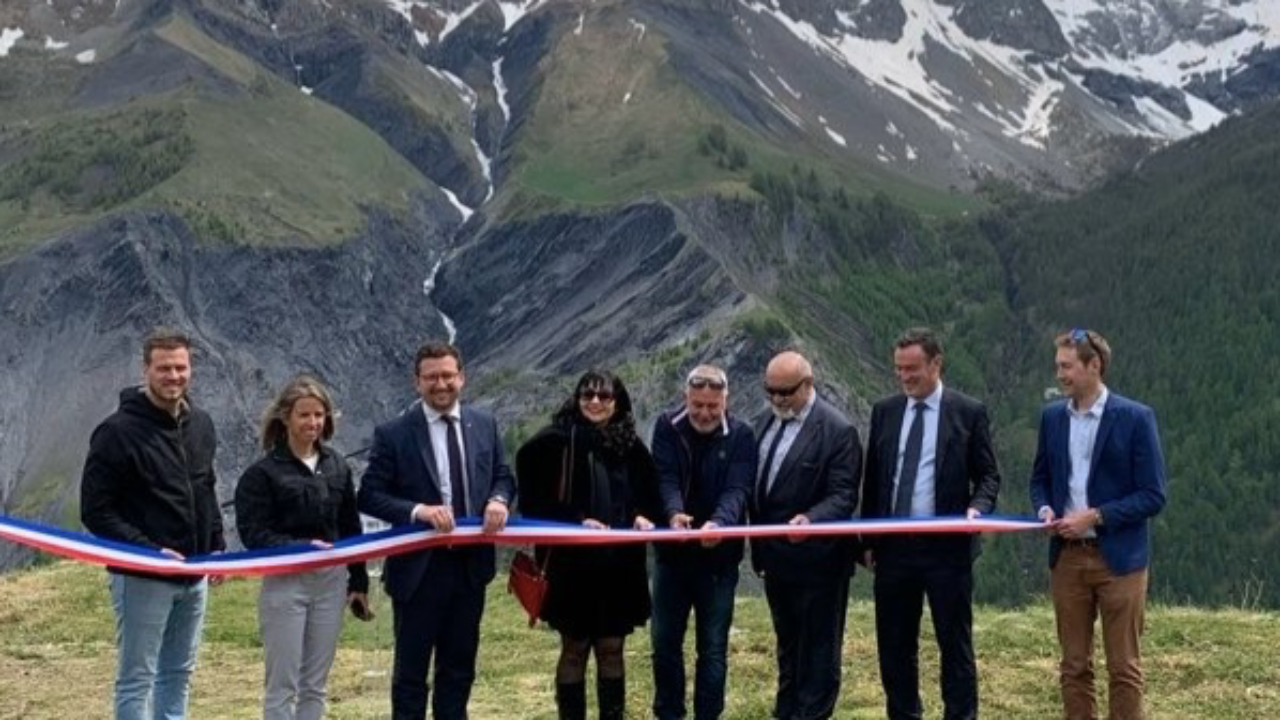 Hautes Alpes raccordement au réseau dassainissement des hameaux de