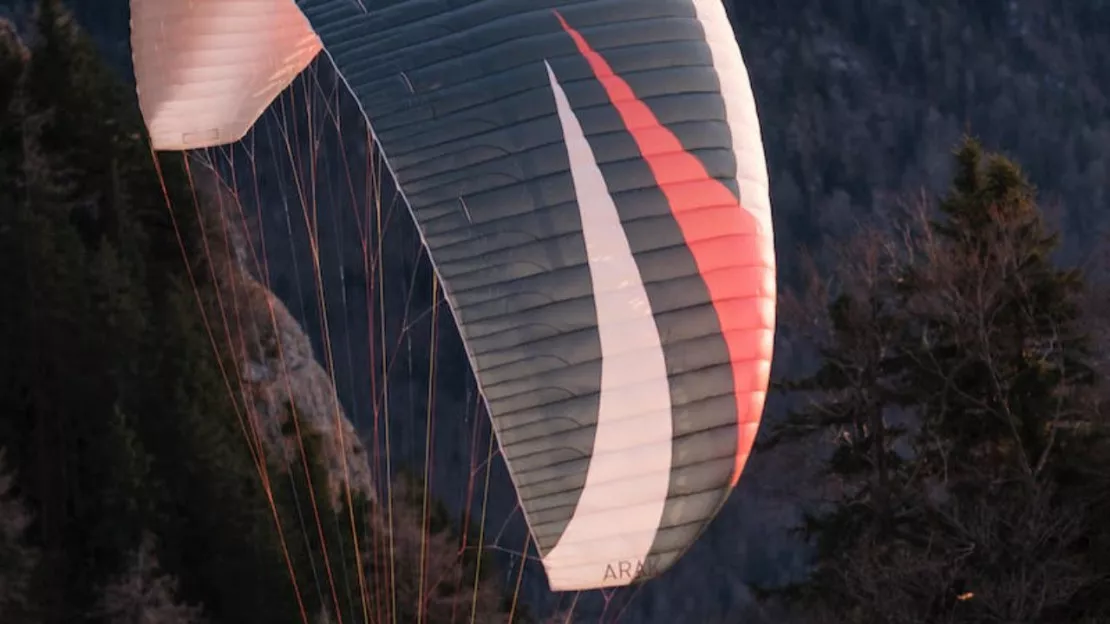 Hautes-Alpes : accident de parapente