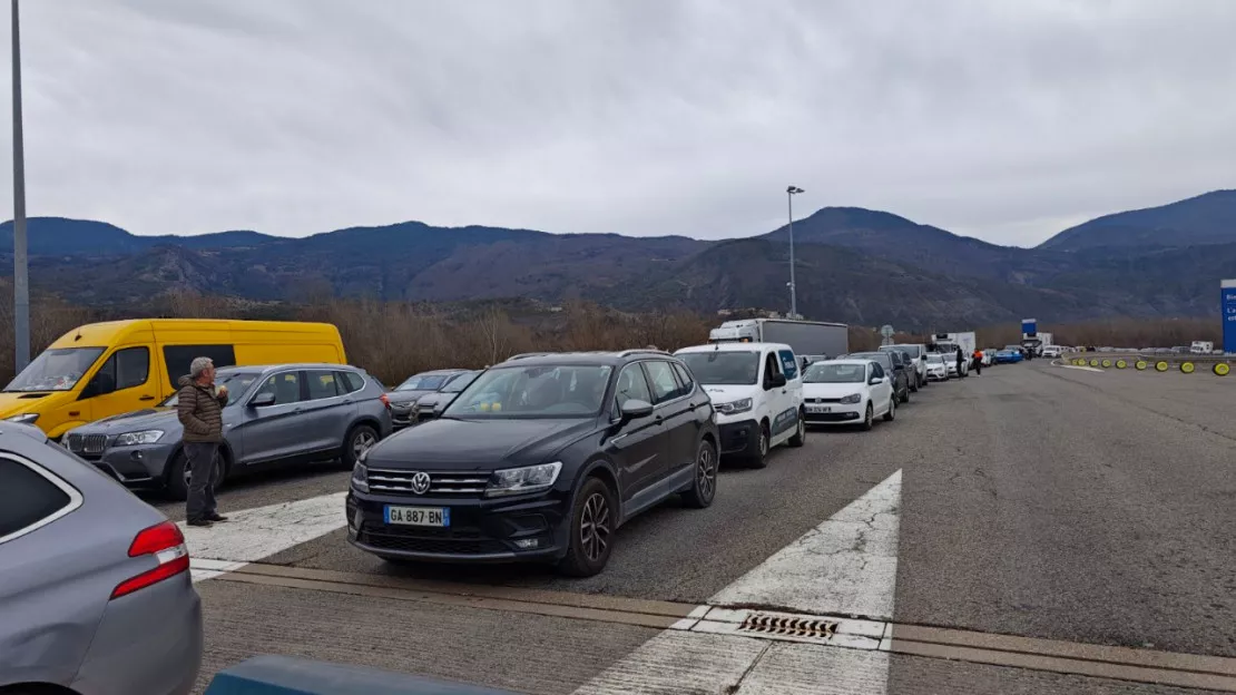 Hautes-Alpes : après un barrage filtrant au péage de la Saulce, le préfet de Région a interrompu la circulation