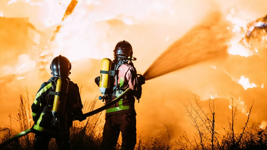 Hautes-Alpes : feu de forêt à Izon la Bruisse