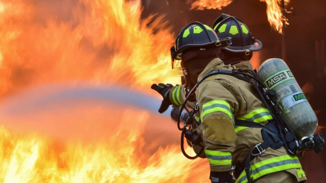 Hautes-Alpes : incendie à Embrun, les flammes ont ravagé un camping-car