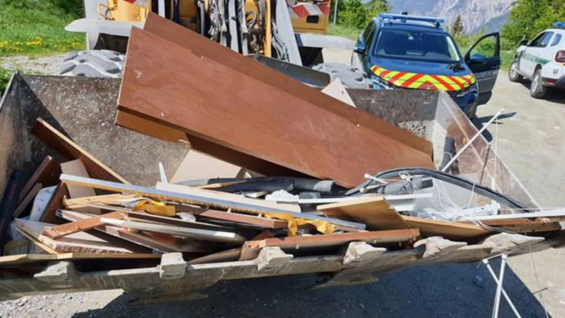 Hautes-Alpes : la police mobilisée pour des dépôts irréguliers de déchets de chantier