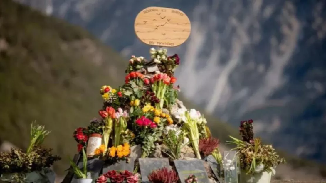 Hautes-Alpes : le cairn de Briançon en mémoire des « morts aux frontières » a été retiré par la commune