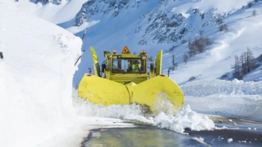 Hautes-Alpes : le Département cherche ses déneigeurs