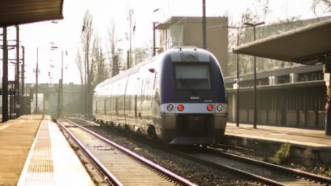 Hautes-Alpes : plus de 100 passagers bloqués sur les voies pendant 3 heures