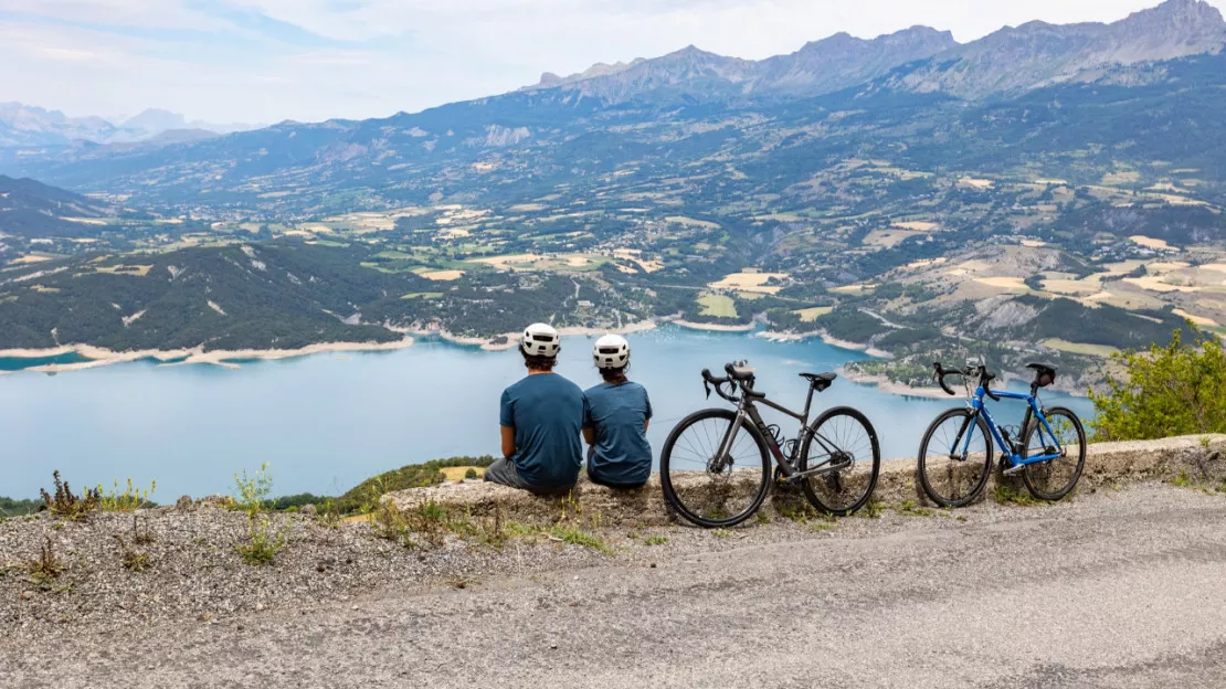 Hautes-Alpes : pour sa politique cyclable, la communauté de communes de Serre-Ponçon récompensée