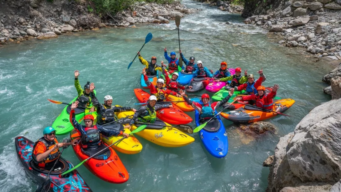 Hautes-Alpes : un week-end de la Pentecôte en kayak sur les rivières du Pays des Écrins