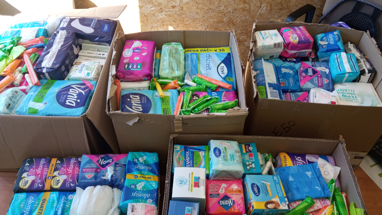 2.000 serviettes hygi&eacute;niques mais aussi 400 tampons r&eacute;colt&eacute;s lors d&rsquo;une collecte solidaire dans le Guillestrois-Queyras