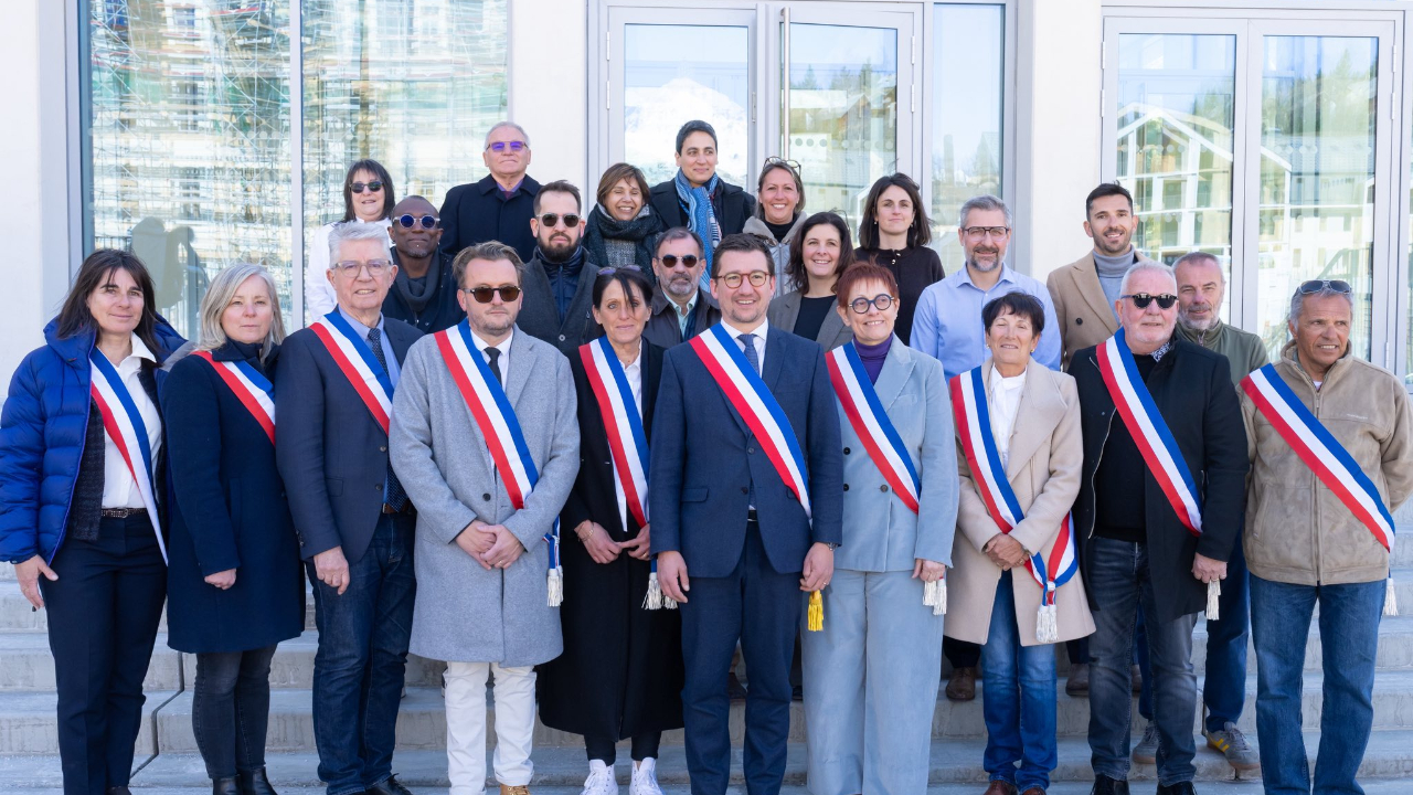 Arnaud Murgia r&eacute;&eacute;lu maire de Brian&ccedil;on : d&eacute;couvrez ses 9 adjoints