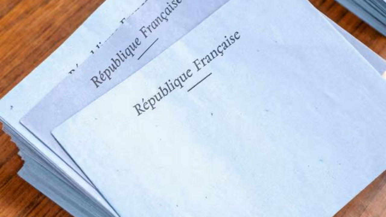 Aub&eacute;rie Dimpre maire d'Eygliers