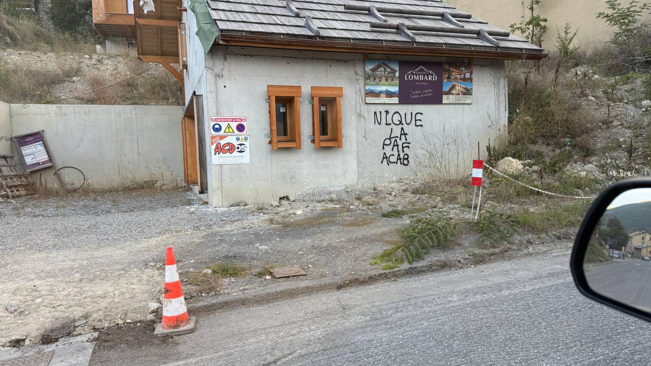 Brian&ccedil;on tagu&eacute;e, A. Murgia porte plainte