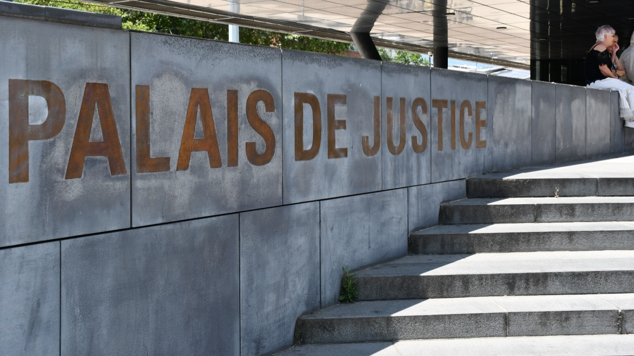 Drame sur la RN94 : le conducteur jugé à Gap, le parquet réclame une peine de prison Drame sur la RN94 : le conducteur jugé à Gap, le parquet réclame une peine de prison