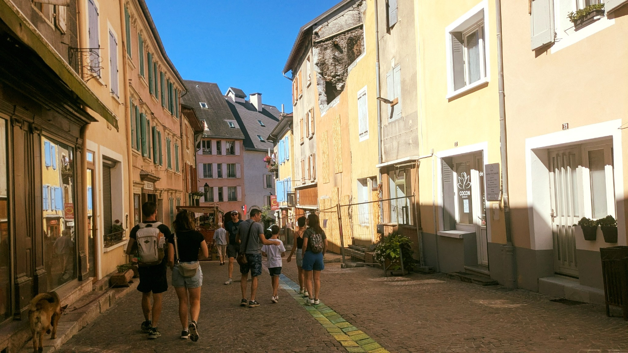 Fermeture &agrave; venir rue de la libert&eacute; &agrave; Embrun