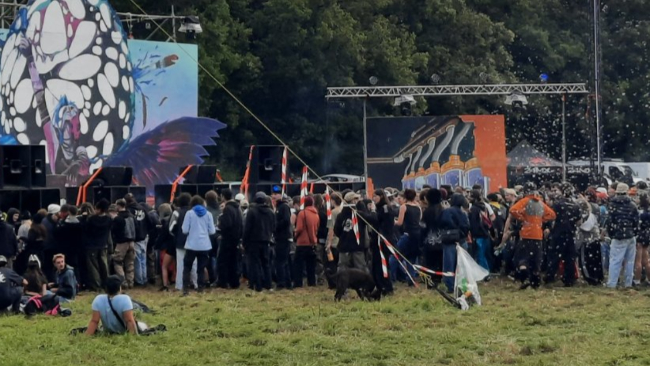 Free-party &agrave; Aspres-sur-Bu&euml;ch : 1500 participants, plus de 100 infractions relev&eacute;es