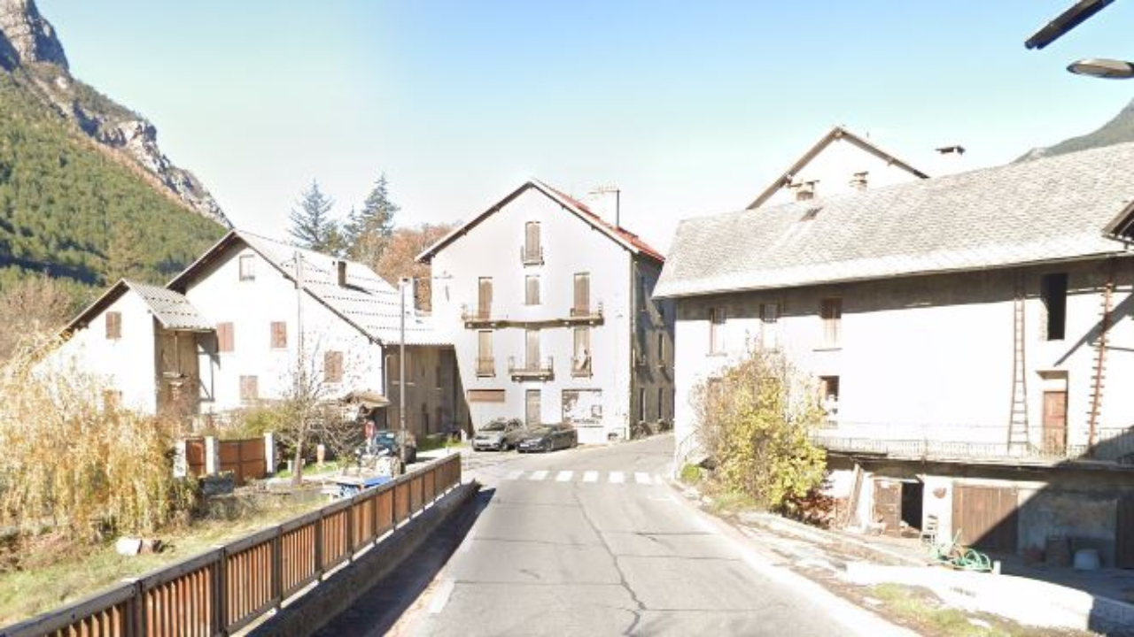 Hautes-Alpes : à la Roche-de-Rame, la RN 94 ne sera pas détournée Hautes-Alpes : à la Roche-de-Rame, la RN 94 ne sera pas détournée