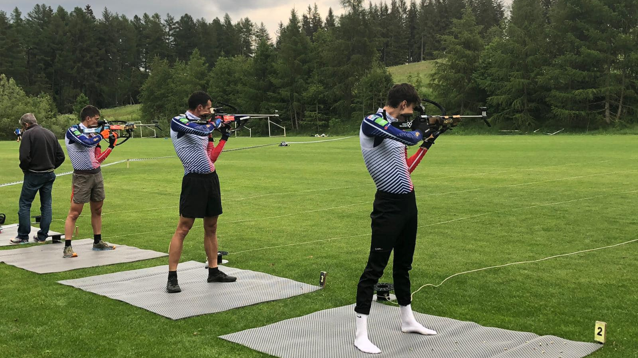 Hautes-Alpes : l'équipe de France de biathlon en stage à Gap-Bayard.