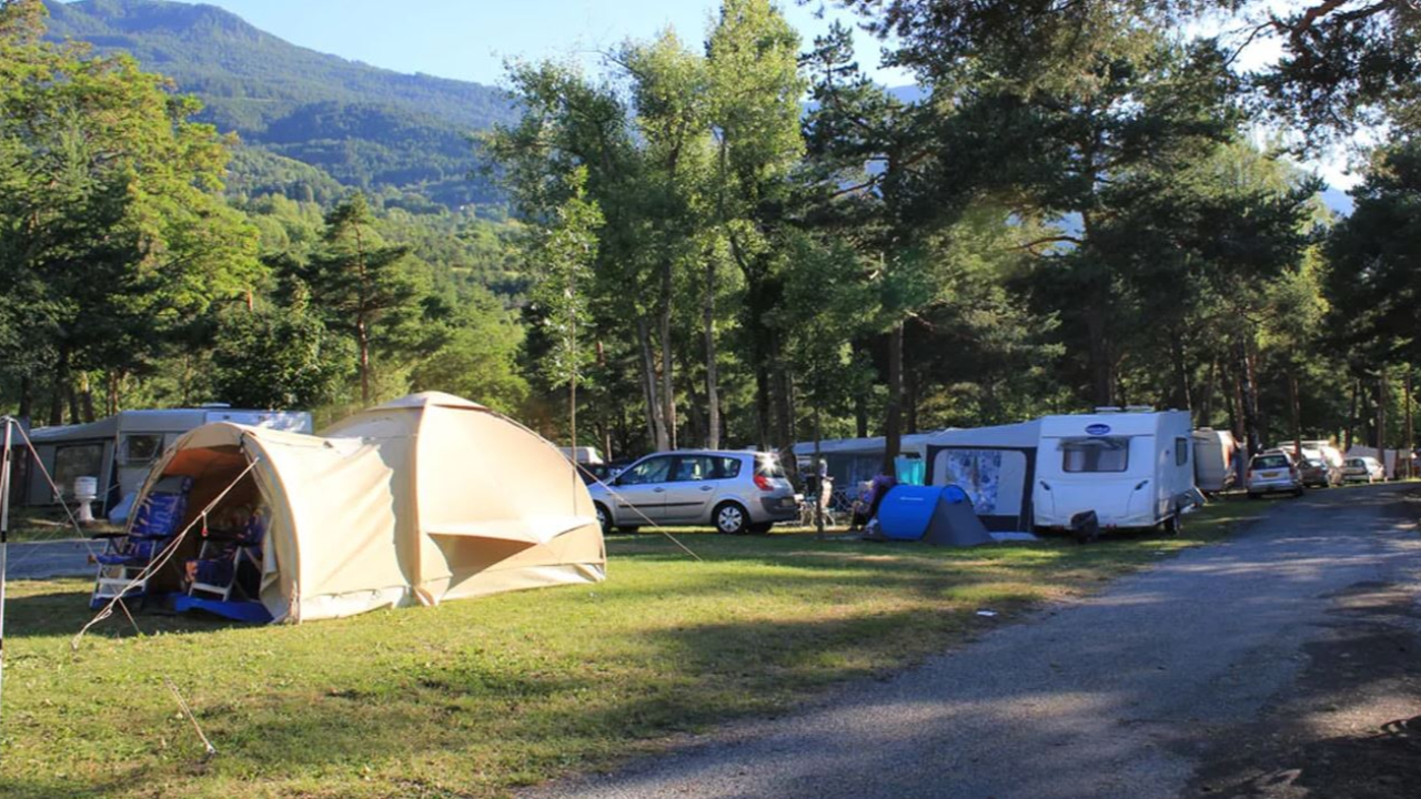 Hautes-Alpes : le camping de Guillestre lance sa saison ce samedi Hautes-Alpes : le camping de Guillestre lance sa saison ce samedi