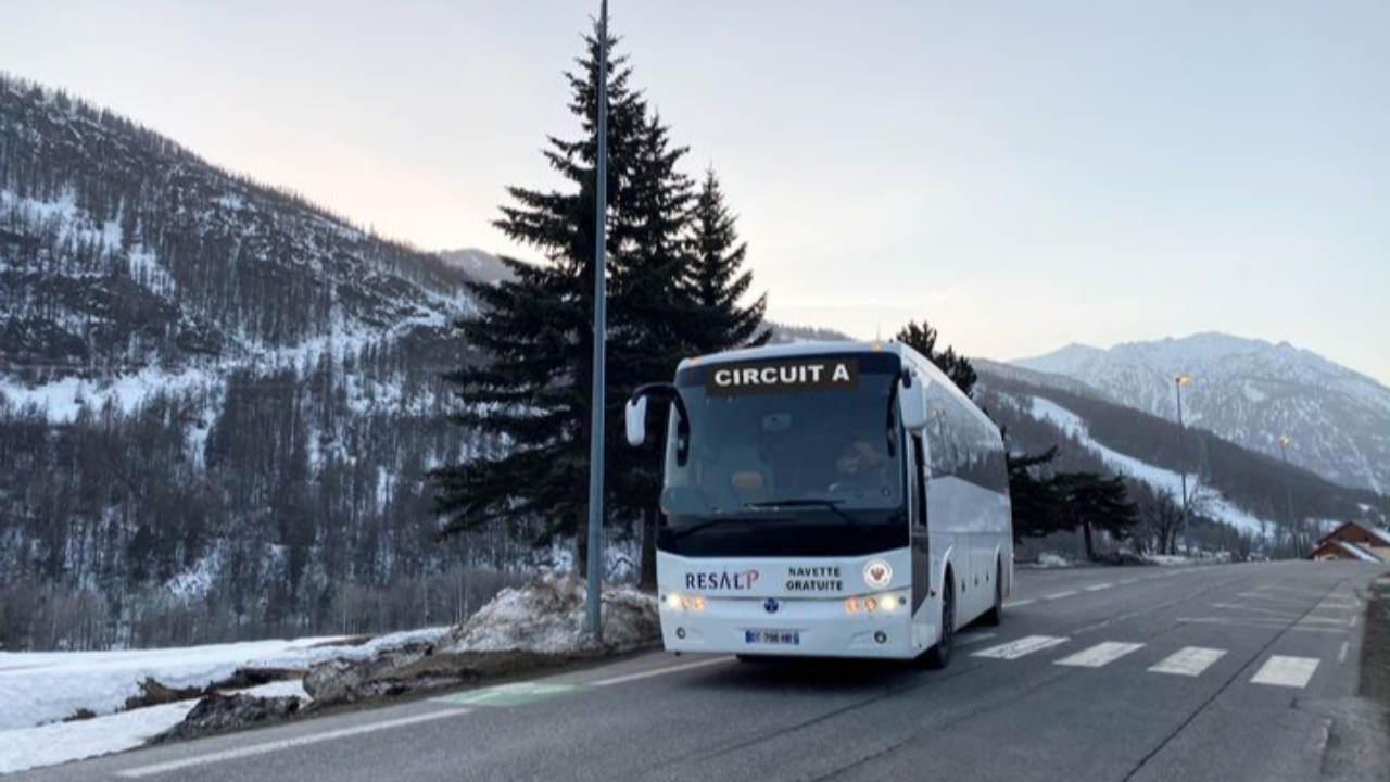 Hautes-Alpes : les navettes villages à Saint-Chaffrey reprennent du service gratuitement