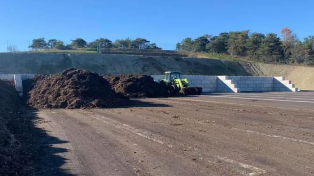 Hautes-Alpes : un rassemblement contre la plateforme de compostage de Sorbiers Hautes-Alpes : un rassemblement contre la plateforme de compostage de Sorbiers