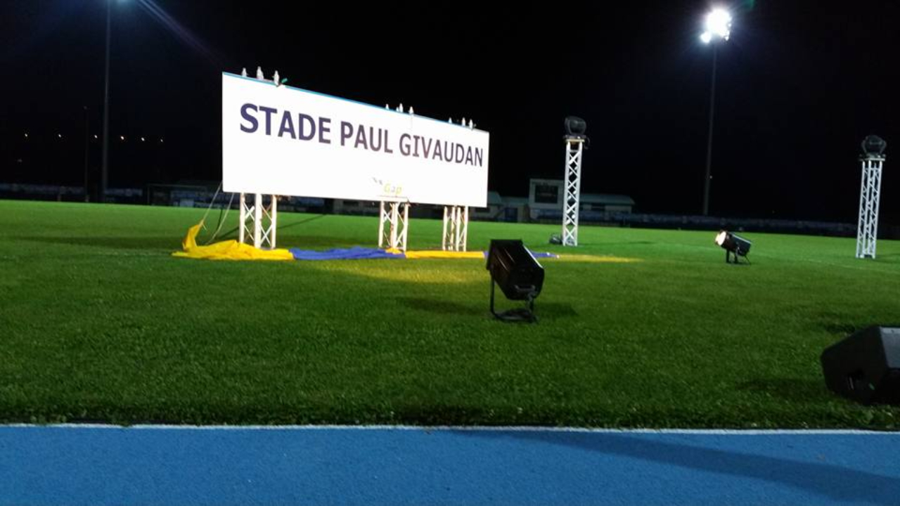 Hautes-Alpes : une convention pour prot&eacute;ger les arbitres renouvel&eacute;e