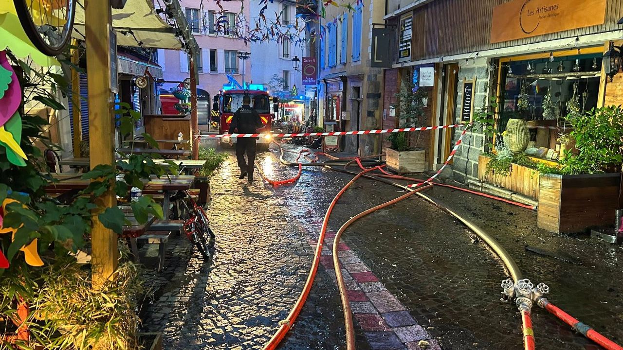 Incendie d'Embrun : "aucune th&egrave;se n'est privil&eacute;gi&eacute;e"