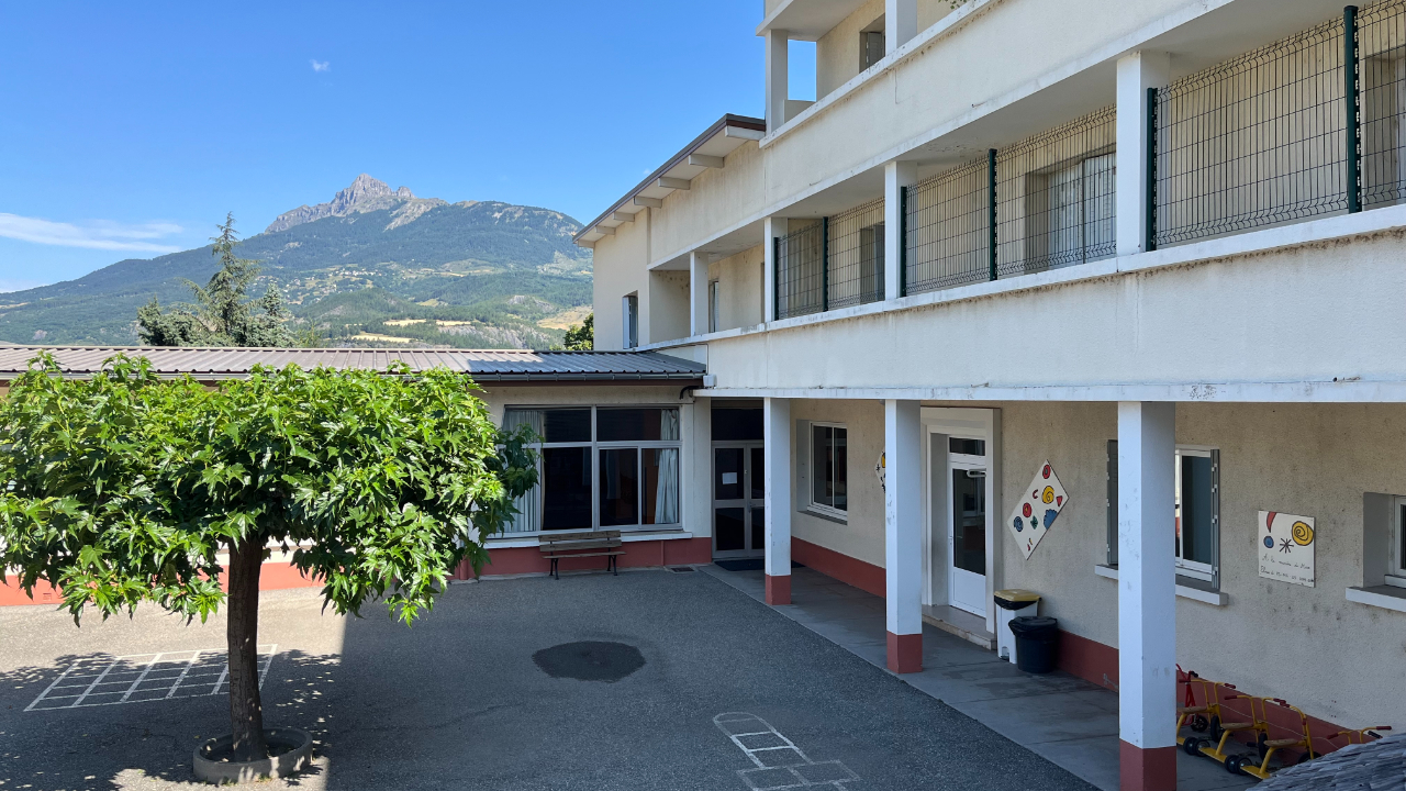 L'&eacute;cole de Savines-le-Lac se met &agrave; l'heure de l'inclusion