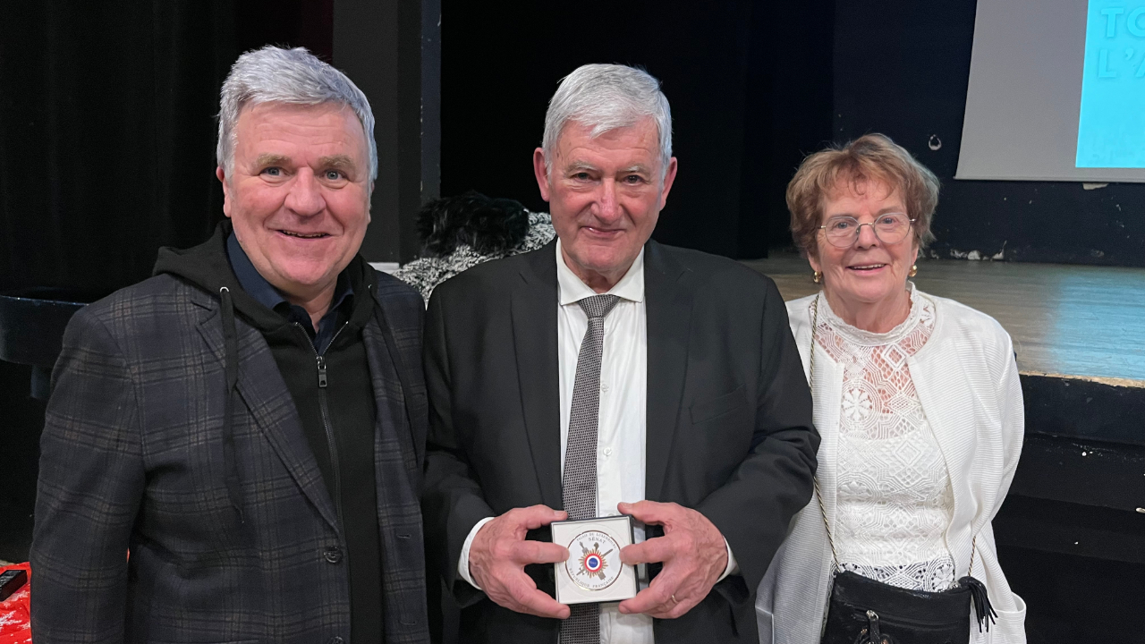 La m&eacute;daille du S&eacute;nat pour le maire de Chorges