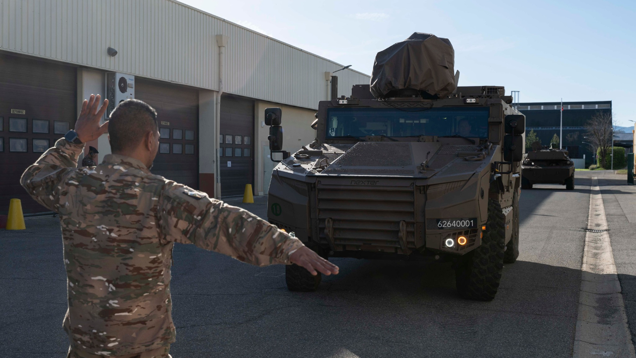 Le Serval rejoint les rangs du 4ème Régiment de Chasseurs à Gap Le Serval rejoint les rangs du 4ème Régiment de Chasseurs à Gap