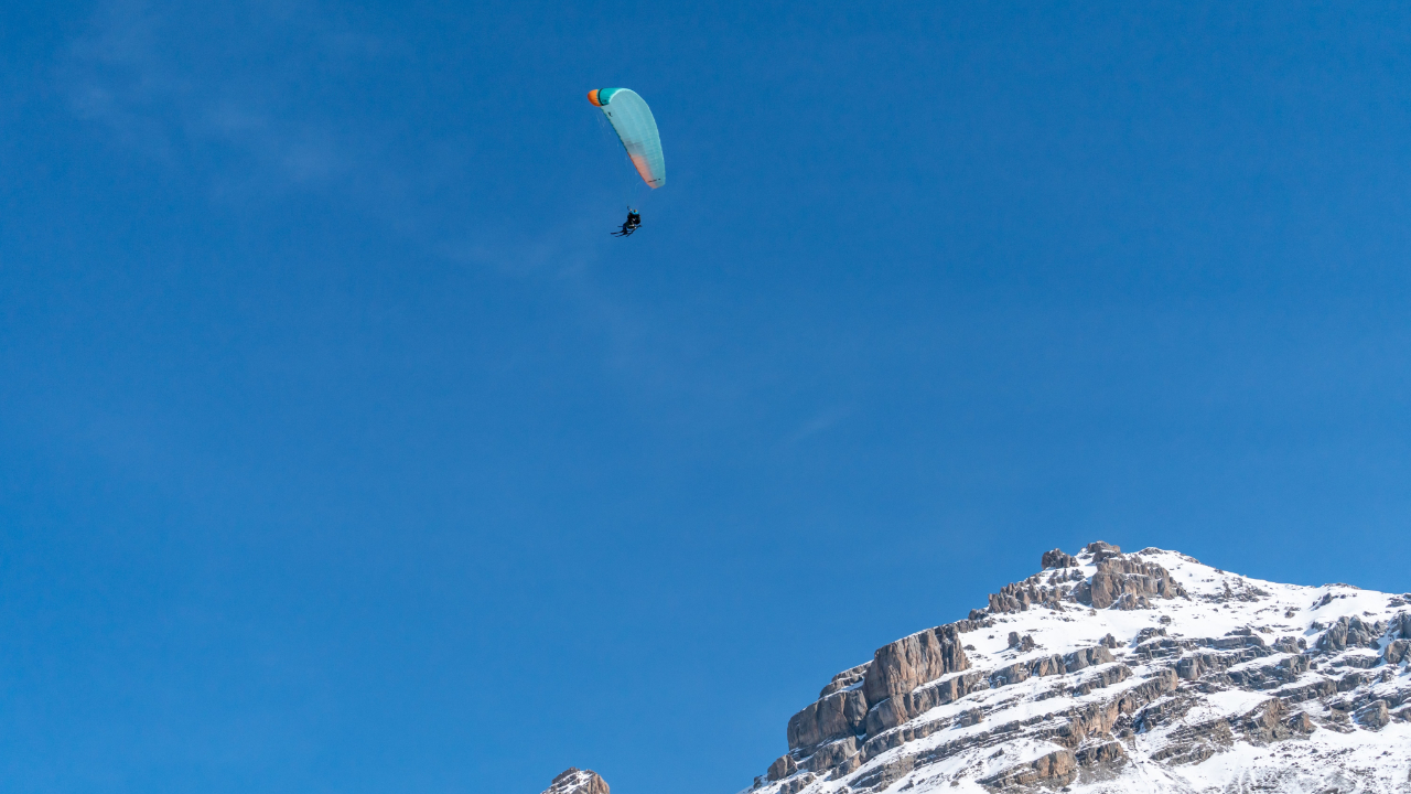 Les amoureux de parapente ont rendez-vous &agrave; Pelvoux-Vallouise ce week-end