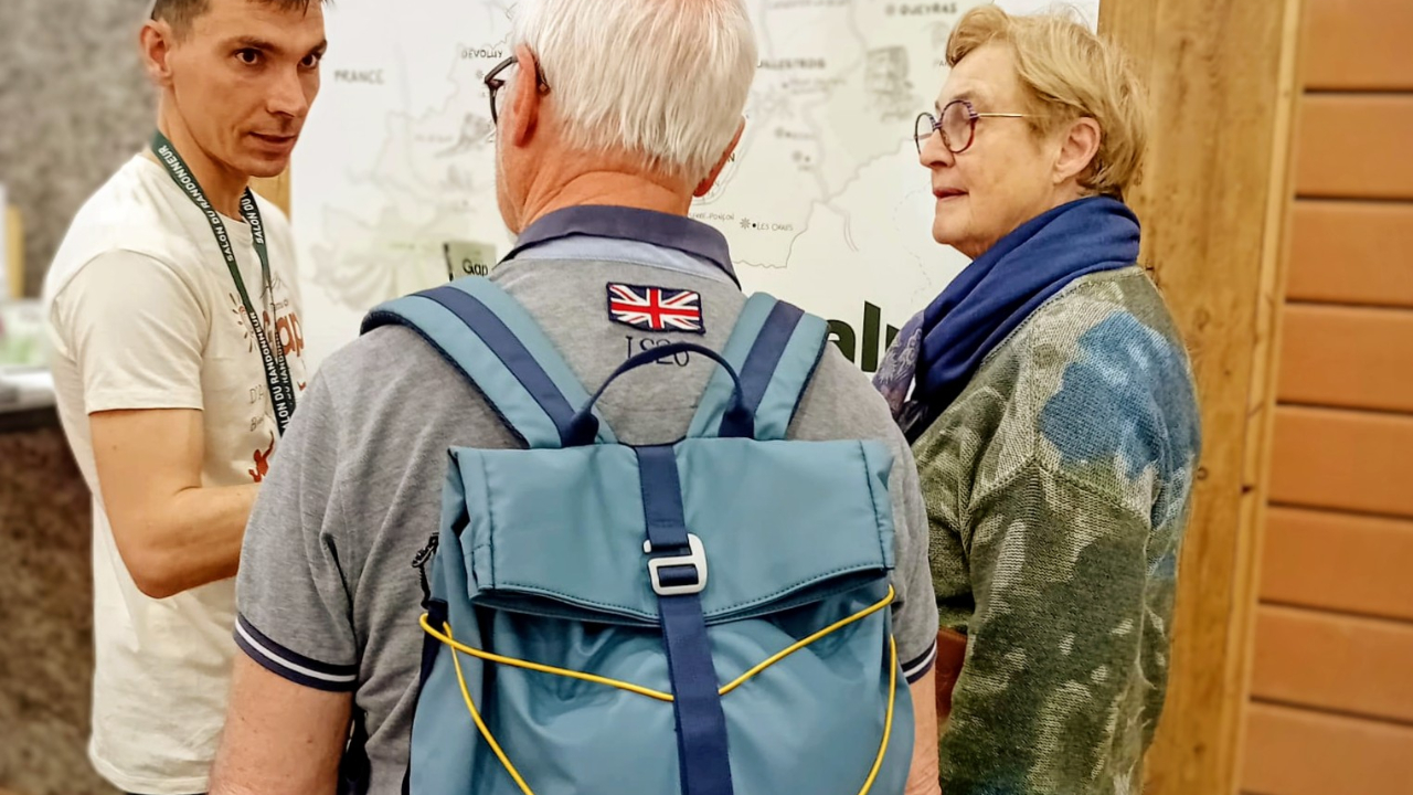 Les Hautes-Alpes comptent 5000 km de petites randonn&eacute;es, mais aussi 1800 km de sentiers de Grande Randonn&eacute;e