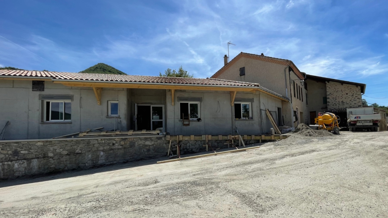 Les travaux &agrave; l'&eacute;cole maternelle de Venterol vont bon train