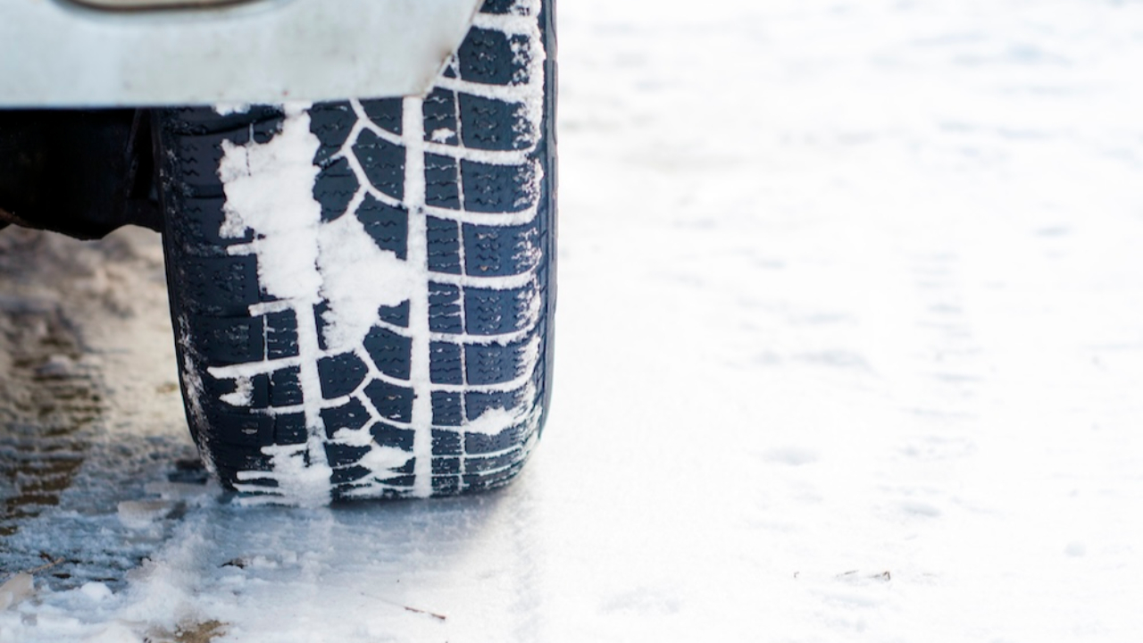 Pneus hiver obligatoires : la liste des communes concernées dans les Hautes-Alpes et les Alpes-de-Haute-Provence Pneus hiver obligatoires : la liste des communes concernées dans les Hautes-Alpes et les Alpes-de-Haute-Provence