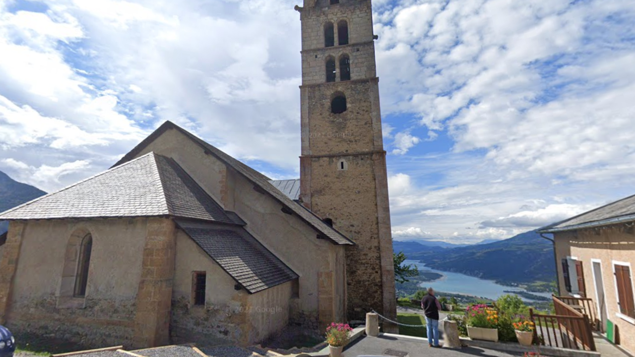 Quatre squelettes du XIXe siècle découverts sous l’église de Saint-Sauveur