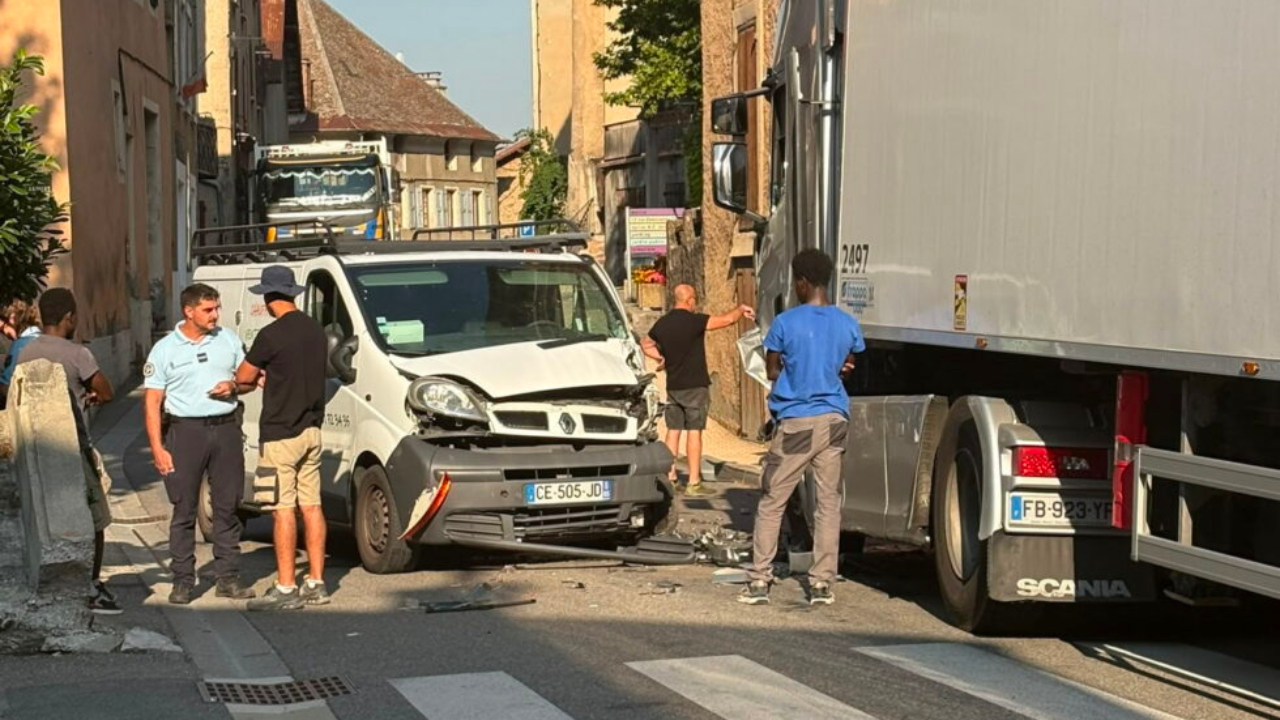 Remollon relance son projet de déviation après un nouvel accident au cœur du village Remollon relance son projet de déviation après un nouvel accident au cœur du village