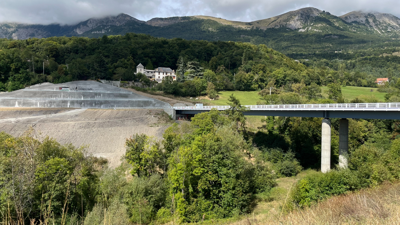 Rocade de Gap : le glissement de terrain se stabilise, rupture "peu probable" selon les experts