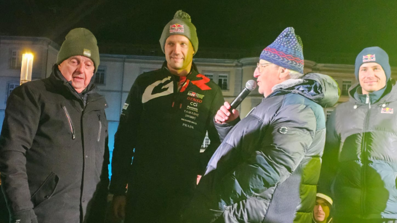 S&eacute;bastien Ogier en d&eacute;monstration dans les rues de Gap : un show &agrave; couper le souffle !