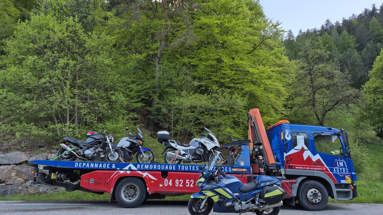 Trois motards interpell&eacute;s &agrave; plus de 150 km/h dans le D&eacute;voluy