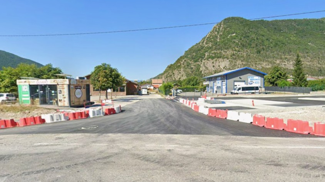 Une aire de covoiturage flambant neuve à Montmaur