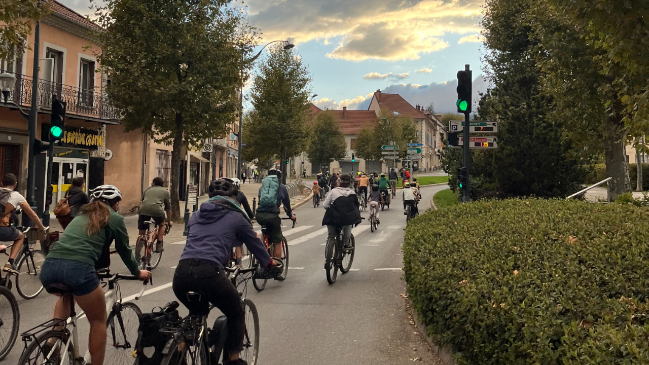 Une centaine de cyclistes mobilis&eacute;s pour la mobilit&eacute; &agrave; Gap