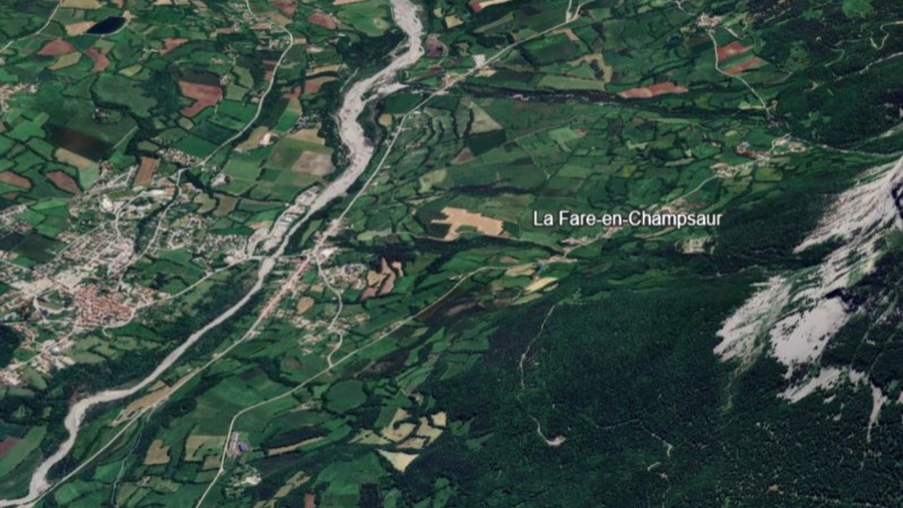 Des habitations priv&eacute;es d'&eacute;lectricit&eacute; &agrave; la Fare en Champsaur