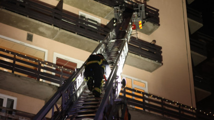 A Embrun, un incendie ravage un HLM : une centaine de riverains &eacute;vacu&eacute;s