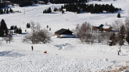 À Serre Chevalier, une dameuse électrique va faire ses preuves sur les pistes À Serre Chevalier, une dameuse électrique va faire ses preuves sur les pistes