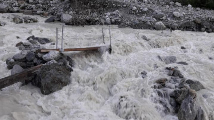 Apr&egrave;s les orages, des sentiers inaccessibles &agrave; Vallouise-Pelvoux