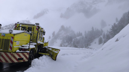 Apr&egrave;s un hiver "parmi les plus rudes", les cols des Hautes-Alpes rouvrent progressivement