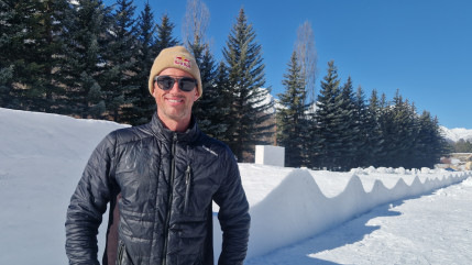 Avec son pumptrack, Pierre Vaultier challenge les autres snowboardeurs Avec son pumptrack, Pierre Vaultier challenge les autres snowboardeurs