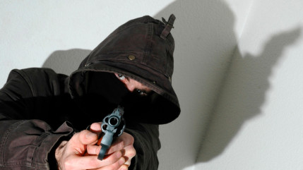 Des tirs retentissent &agrave; Brian&ccedil;on : un message envoy&eacute; &agrave; un p&egrave;re qui tente de d&eacute;tourner son fils du deal de coca&iuml;ne ?