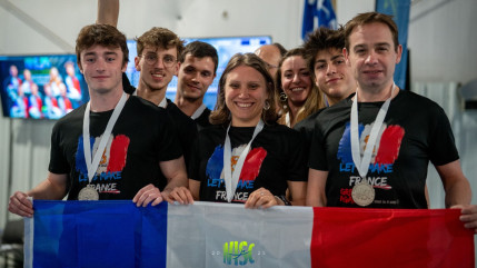 Deux Haut-Alpins d&eacute;crochent l'argent aux championnats du monde en vol relatif en soufflerie