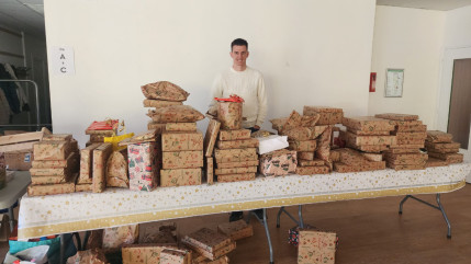 Enfants, personnes âgées ou SDF: Noël se veut solidaire à Briançon Enfants, personnes âgées ou SDF: Noël se veut solidaire à Briançon