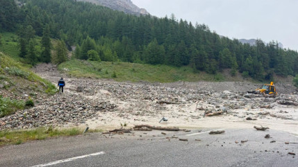 Hautes-Alpes : la RD1091 rouvre apr&egrave;s plusieurs coul&eacute;es de boue