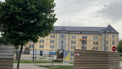 Hautes-Alpes : le chantier du parking Desmichels à Gap suspendu par la ville Hautes-Alpes : le chantier du parking Desmichels à Gap suspendu par la ville